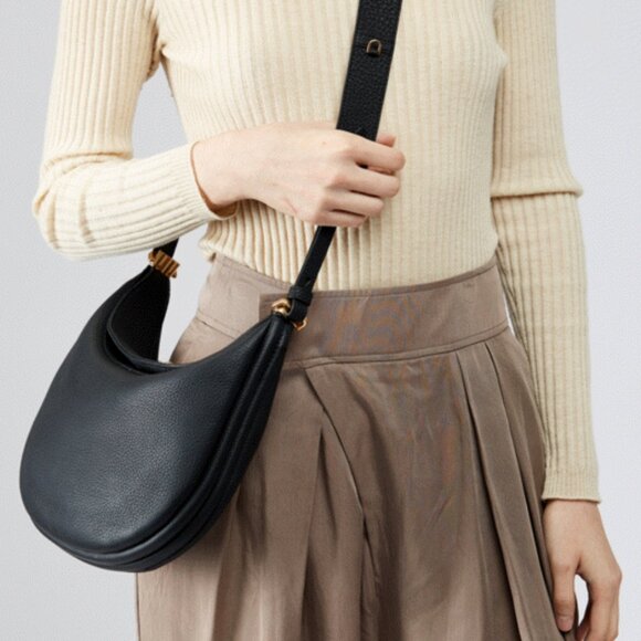Songmont Handbags - Songmont Small Luna Bag Onyx NWOT Retails for $329